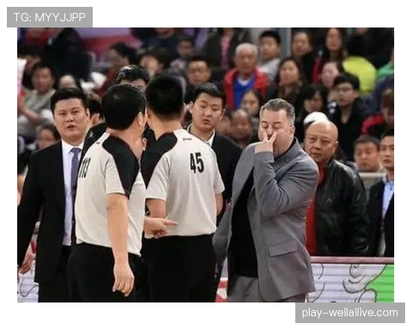 人墙规则详解：裁判判罚标准与犯规界定关键点解析